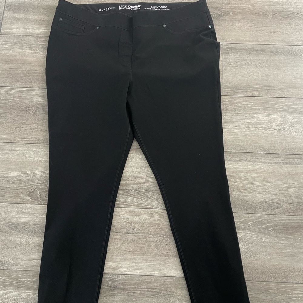 Nygard luxe denim 3x (24-26)  skinny cuff black jeans 5 way stretch